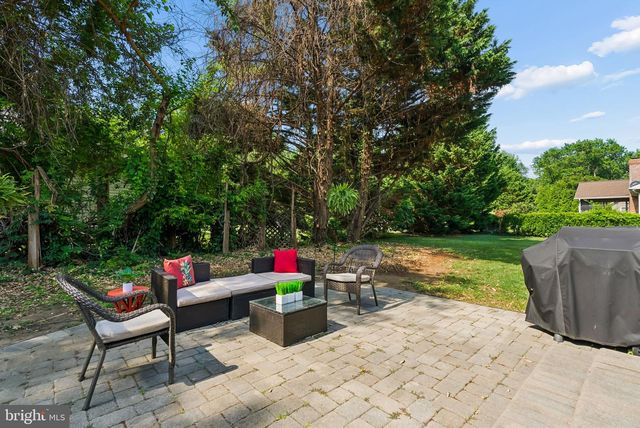 110 LAKE VIEW DR, Annapolis, MD 21403