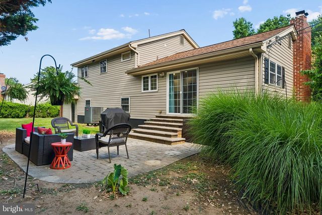 110 LAKE VIEW DR, Annapolis, MD 21403