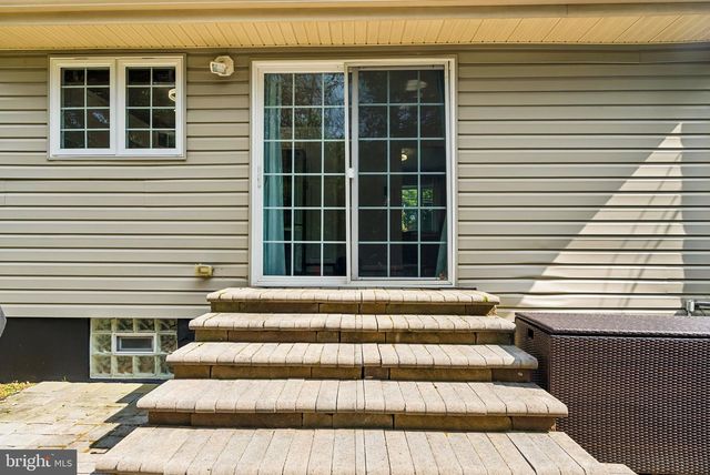 110 LAKE VIEW DR, Annapolis, MD 21403