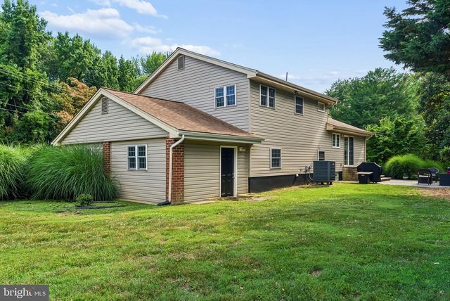 110 LAKE VIEW DR, Annapolis, MD 21403