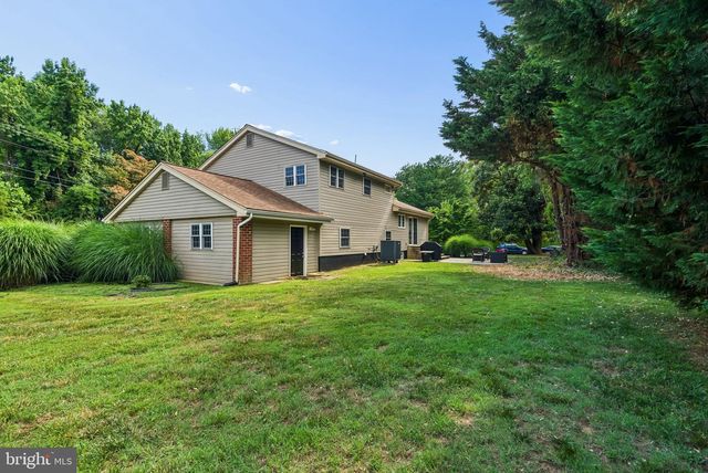 110 LAKE VIEW DR, Annapolis, MD 21403