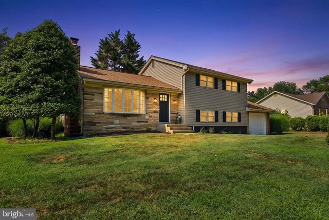 110 LAKE VIEW DR, Annapolis, MD 21403