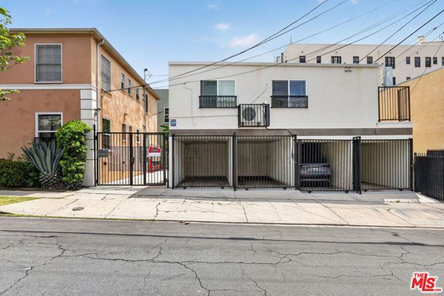 314 N St Andrews Place 3, Los Angeles, CA 90004