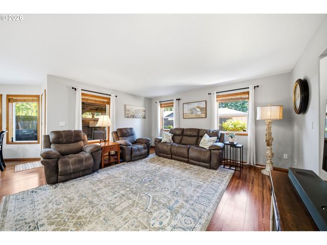 14397 Se MORNING SUN Ct, Clackamas, OR 97015