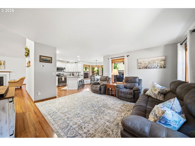14397 Se MORNING SUN Ct, Clackamas, OR 97015