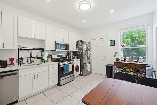 298 Brookline St 298, Cambridge, MA 02139