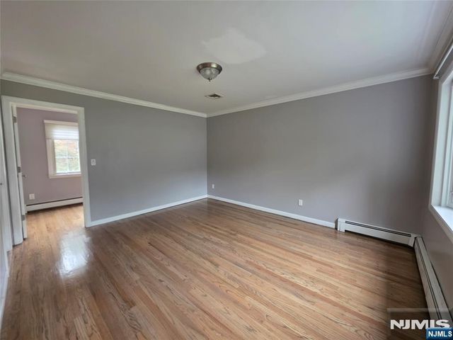 15 Sweetwood Court, Par-troy Hills Twp., NJ 07054