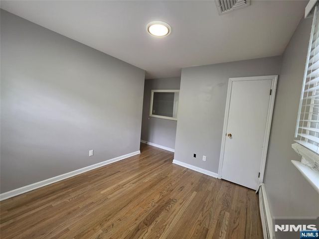 15 Sweetwood Court, Par-troy Hills Twp., NJ 07054