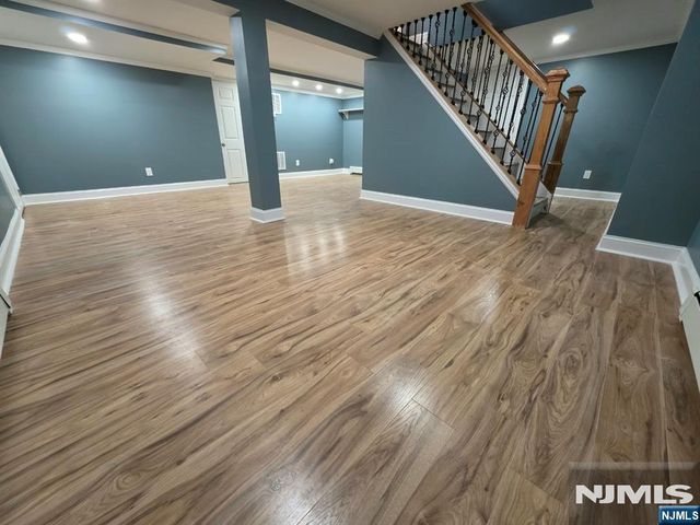 15 Sweetwood Court, Par-troy Hills Twp., NJ 07054