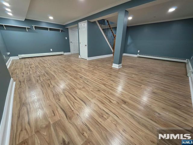 15 Sweetwood Court, Par-troy Hills Twp., NJ 07054