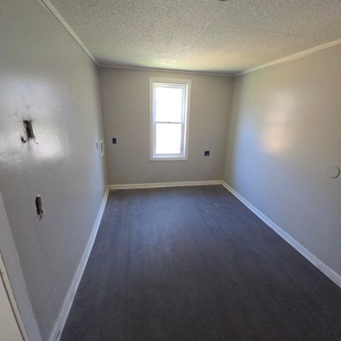 385 WALKER AVE, Memphis, TN 38126