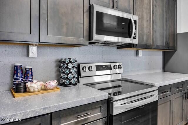 834 S Farmer Avenue, Tempe, AZ 85281