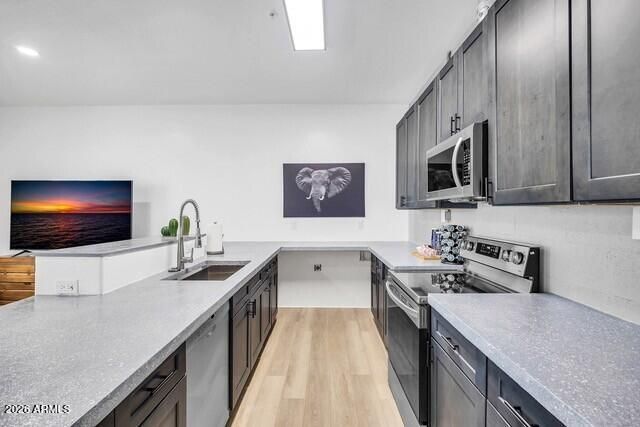 834 S Farmer Avenue, Tempe, AZ 85281