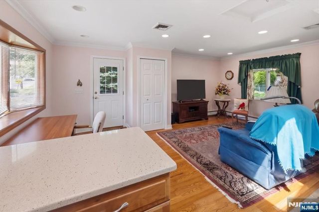 22 Lake Street, Hillsdale, NJ 07642