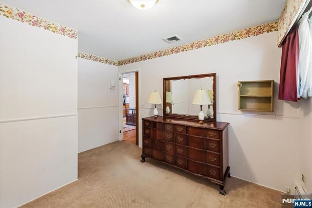 22 Lake Street, Hillsdale, NJ 07642