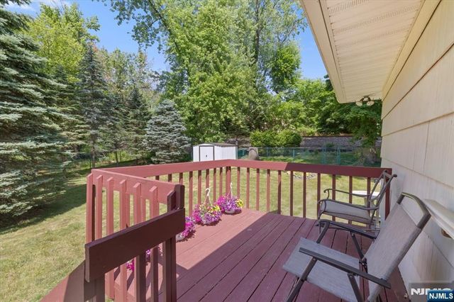 22 Lake Street, Hillsdale, NJ 07642