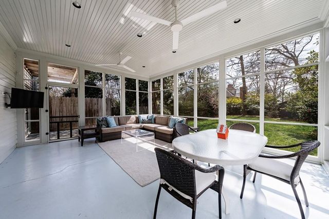 241 Lakeview NE Avenue, Atlanta, GA 30305