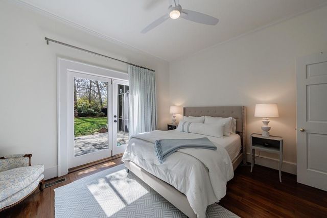 241 Lakeview NE Avenue, Atlanta, GA 30305