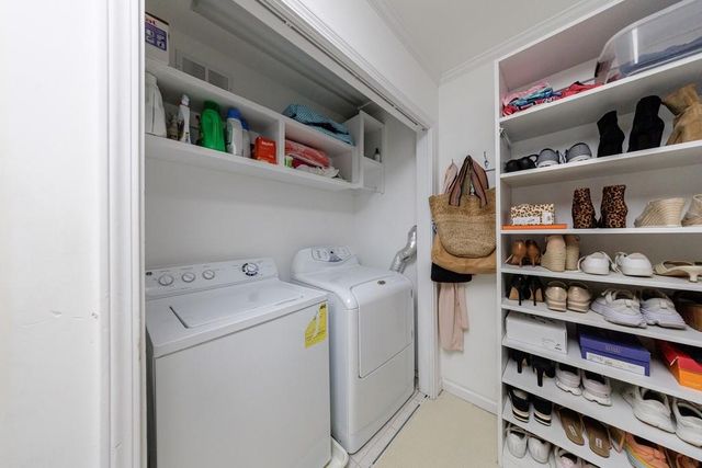 241 Lakeview NE Avenue, Atlanta, GA 30305