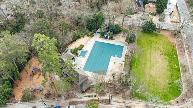 241 Lakeview NE Avenue, Atlanta, GA 30305