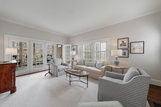 241 Lakeview NE Avenue, Atlanta, GA 30305