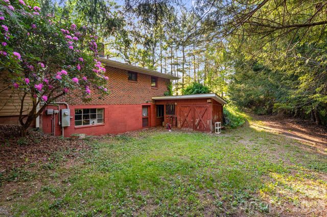 435 Upper Glady Fork Road, Candler, NC 28715