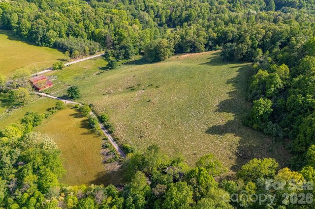 435 Upper Glady Fork Road, Candler, NC 28715