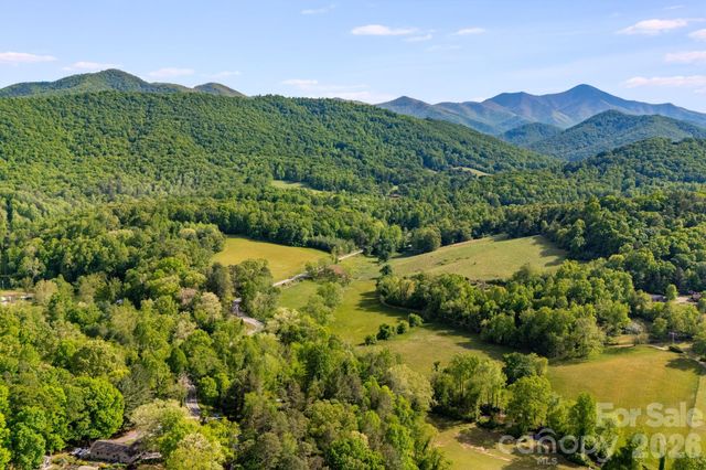 435 Upper Glady Fork Road, Candler, NC 28715