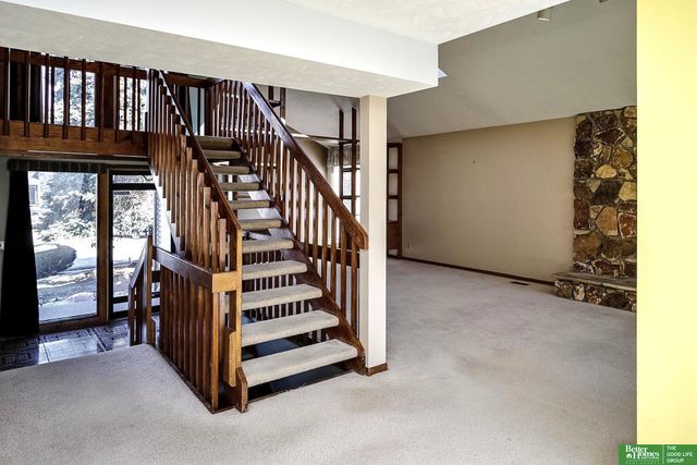 2334 N 113 Street, Omaha, NE 68164