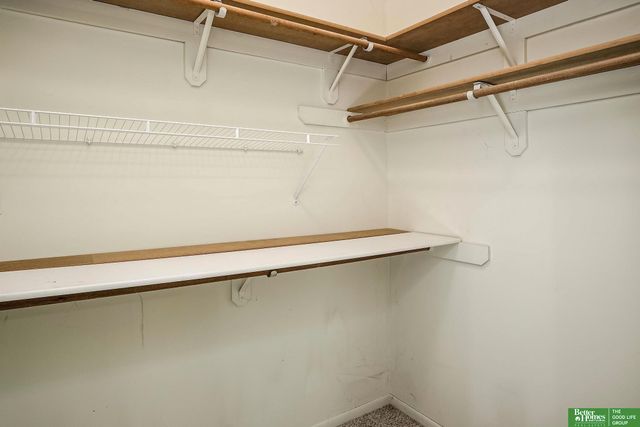 2334 N 113 Street, Omaha, NE 68164