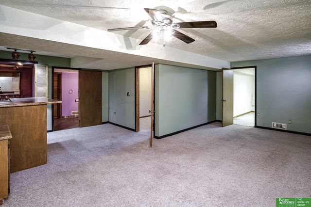 2334 N 113 Street, Omaha, NE 68164