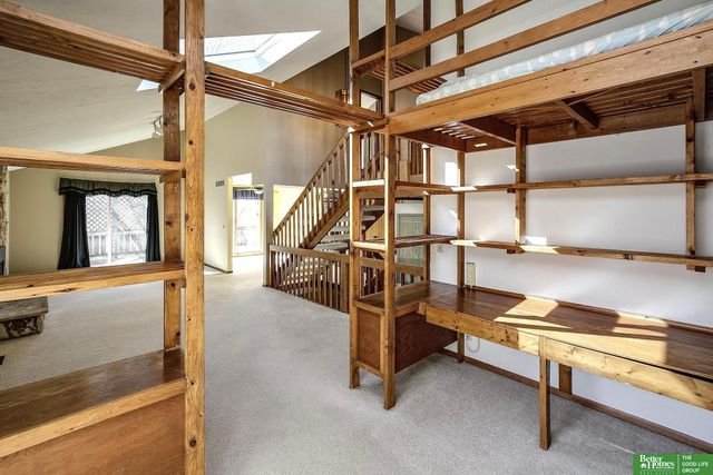 2334 N 113 Street, Omaha, NE 68164