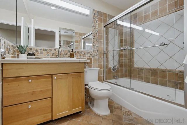 8272 Echo Dell Road, San Diego, CA 92119