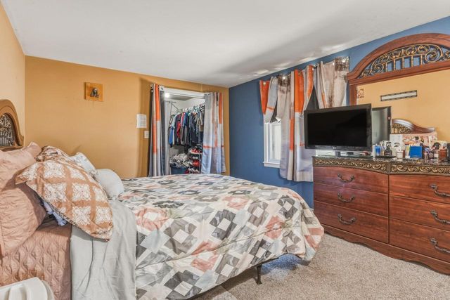 4916 56th STREET, Milwaukee, WI 53218