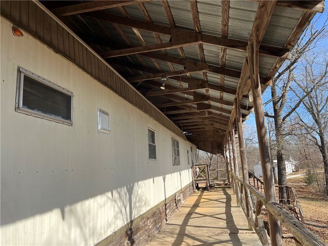 667 NC 2800, Marble Falls, AR 72648