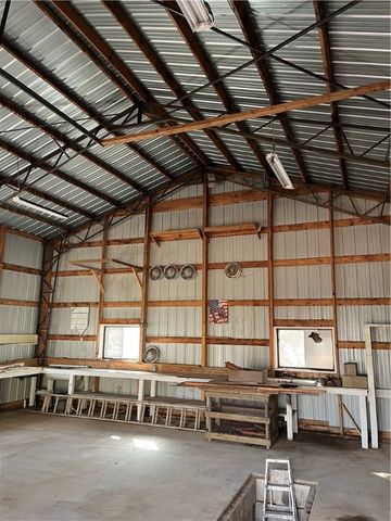 667 NC 2800, Marble Falls, AR 72648