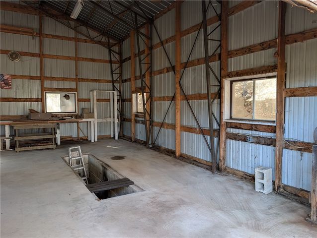 667 NC 2800, Marble Falls, AR 72648