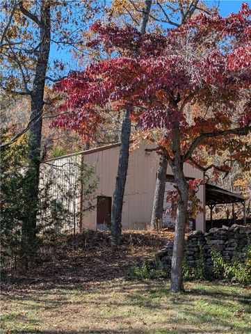 667 NC 2800, Marble Falls, AR 72648