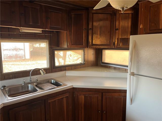 667 NC 2800, Marble Falls, AR 72648