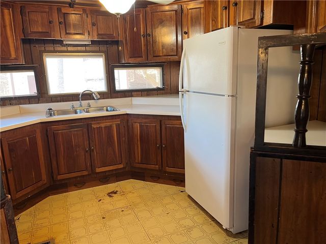 667 NC 2800, Marble Falls, AR 72648