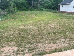 1615 Beatties Ford Road, Charlotte, NC 28216