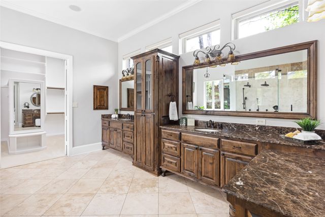 14907 Lake Forest Drive, Addison, TX 75254