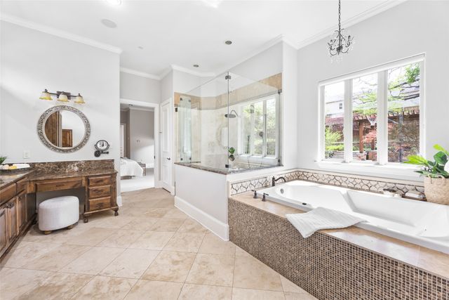 14907 Lake Forest Drive, Addison, TX 75254