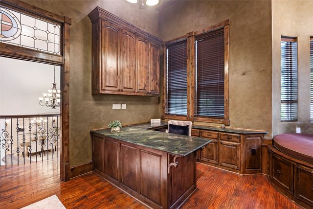 14907 Lake Forest Drive, Addison, TX 75254