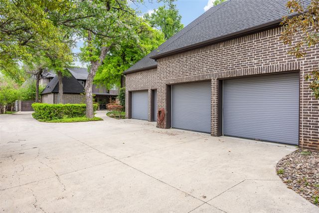 14907 Lake Forest Drive, Addison, TX 75254