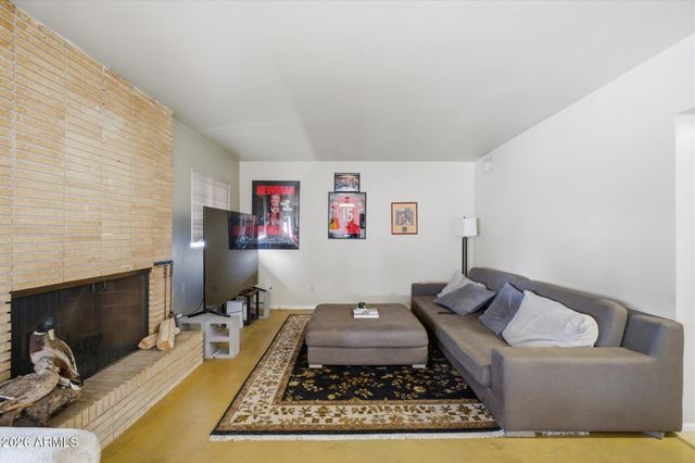 1701 E TUCKEY Lane, Phoenix, AZ 85016