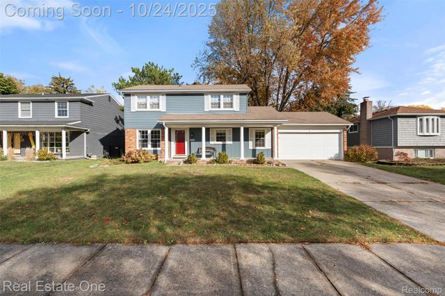 1477 Oakcrest Drive, Troy, MI 48083