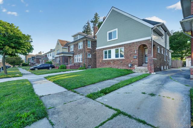 9330 Wildemere Street, Detroit, MI 48206