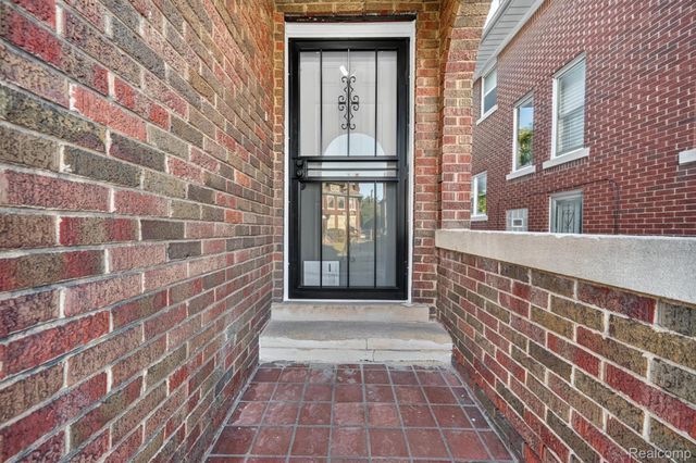 9330 Wildemere Street, Detroit, MI 48206