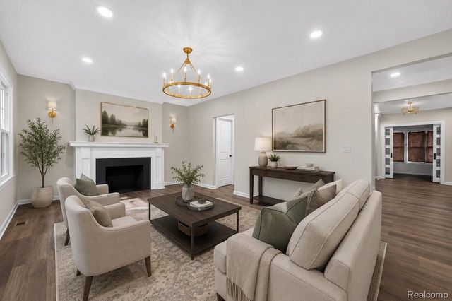9330 Wildemere Street, Detroit, MI 48206